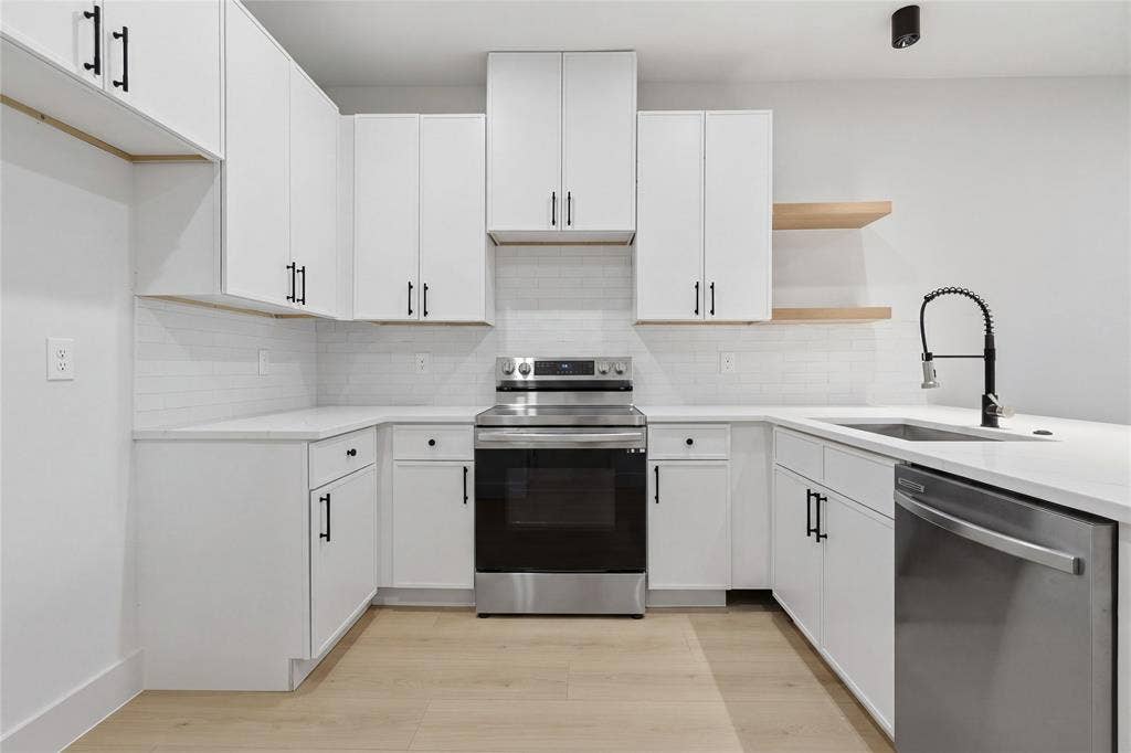 3427 & 3429 Detonte Street, Dallas, TX 75223
