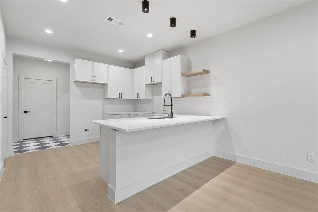 3427 & 3429 Detonte Street, Dallas, TX 75223