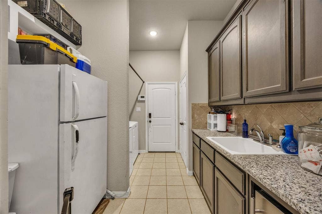 9880 County Road 466, Princeton, TX 75407 9880 County Road 466, Princeton, TX 75407