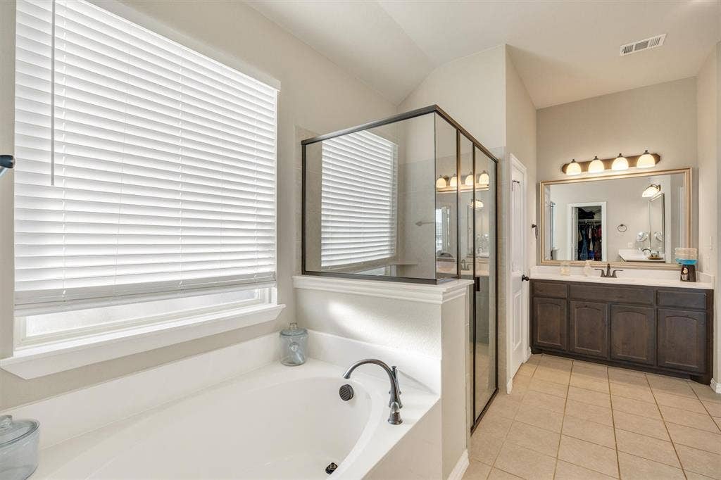9880 County Road 466, Princeton, TX 75407 9880 County Road 466, Princeton, TX 75407