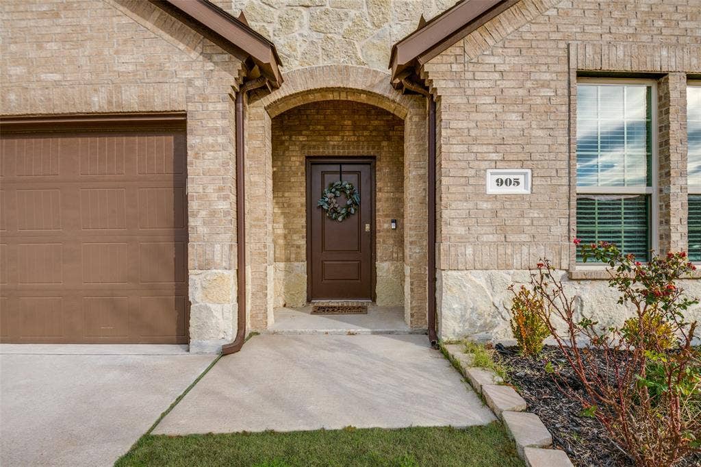 905 Philadelphia Street, Fate, TX 75189