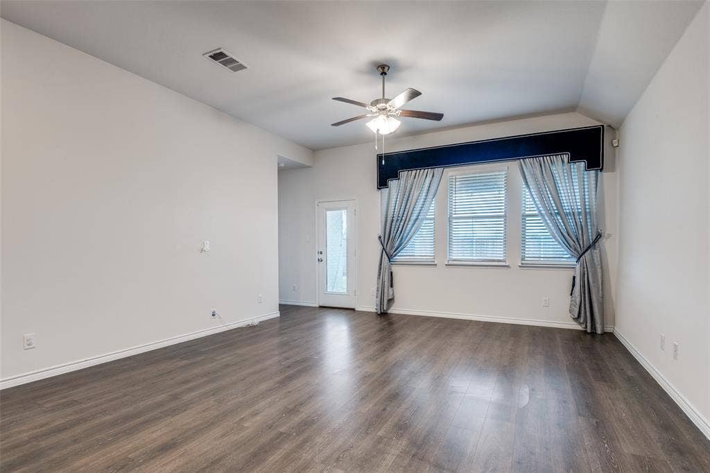 905 Philadelphia Street, Fate, TX 75189