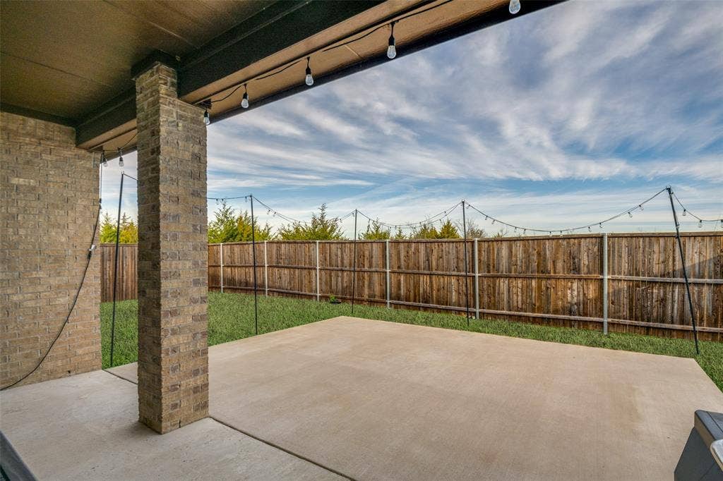 905 Philadelphia Street, Fate, TX 75189