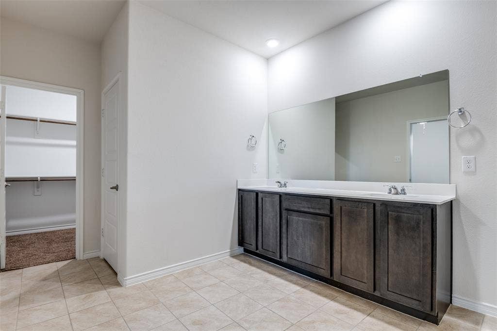 905 Philadelphia Street, Fate, TX 75189