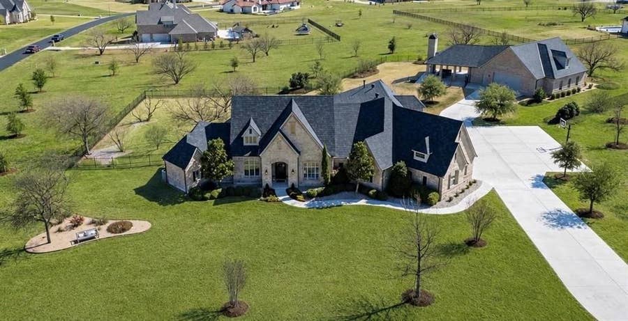 Property photo for 301 Rustic View Lane, Aledo, TX