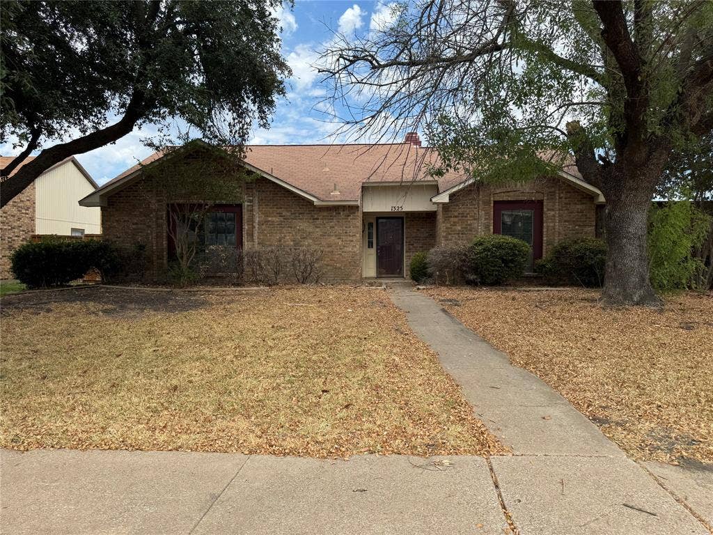 1325 Crestview Drive, Allen, TX 75002
