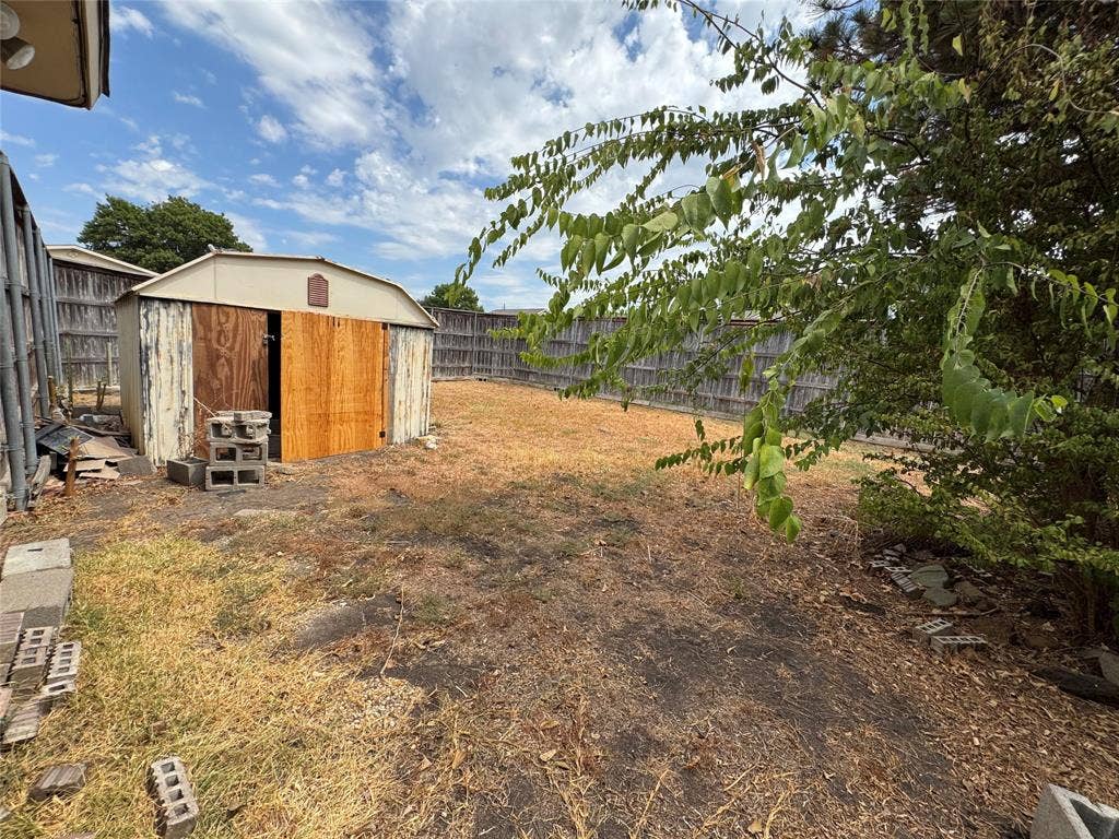 1325 Crestview Drive, Allen, TX 75002