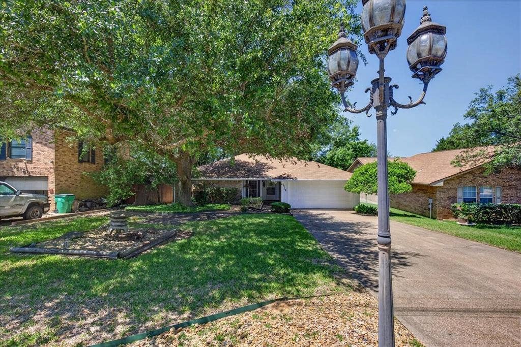 10118 Lakeview Street, Payne Springs, TX 75156 10118 Lakeview Street, Payne Springs, TX 75156