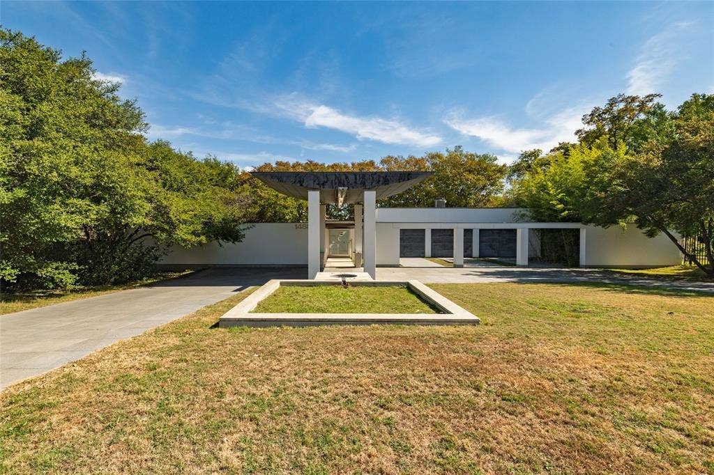 14888 Lake Forest Drive, Addison, TX 75254 14888 Lake Forest Drive, Addison, TX 75254