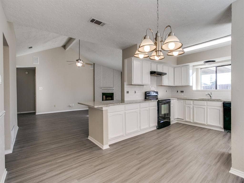 1108 Colmar Drive, Plano, TX 75023 1108 Colmar Drive, Plano, TX 75023