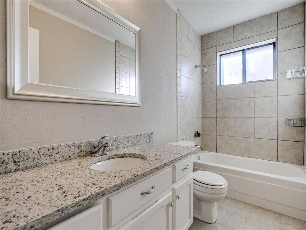 1108 Colmar Drive, Plano, TX 75023 1108 Colmar Drive, Plano, TX 75023