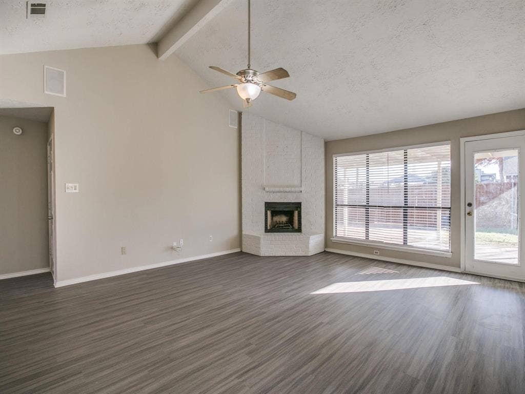 1108 Colmar Drive, Plano, TX 75023 1108 Colmar Drive, Plano, TX 75023