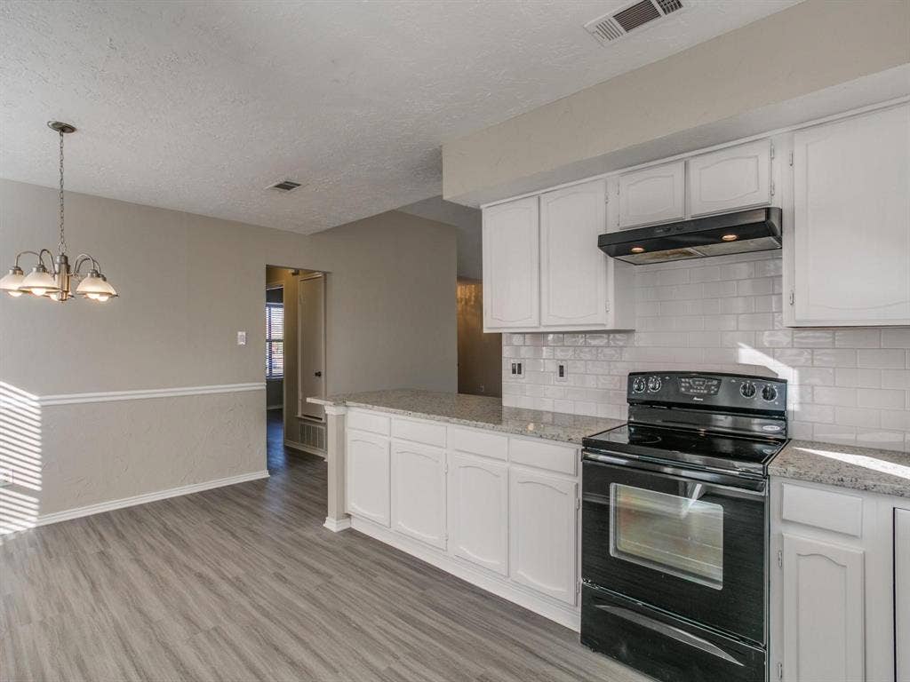 1108 Colmar Drive, Plano, TX 75023 1108 Colmar Drive, Plano, TX 75023