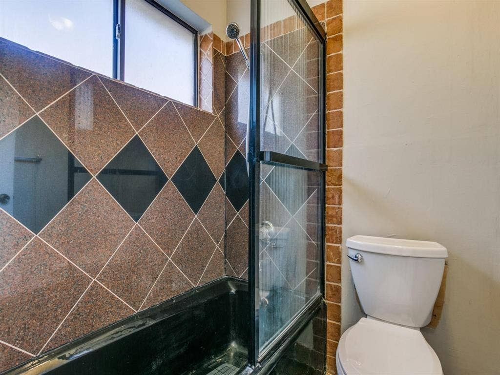 1108 Colmar Drive, Plano, TX 75023 1108 Colmar Drive, Plano, TX 75023