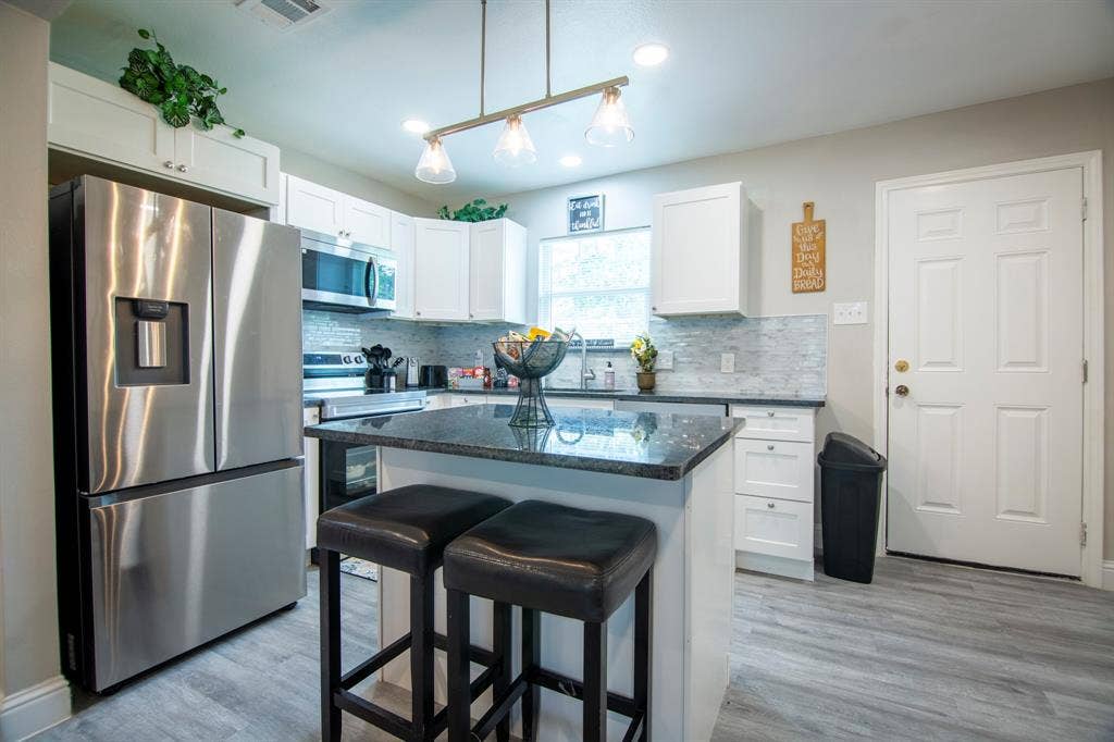 5109 Bourquin Street, Dallas, TX 75210