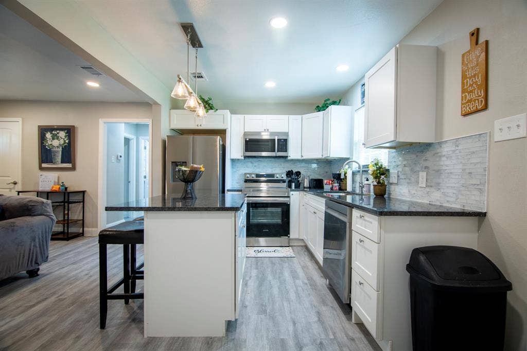 5109 Bourquin Street, Dallas, TX 75210