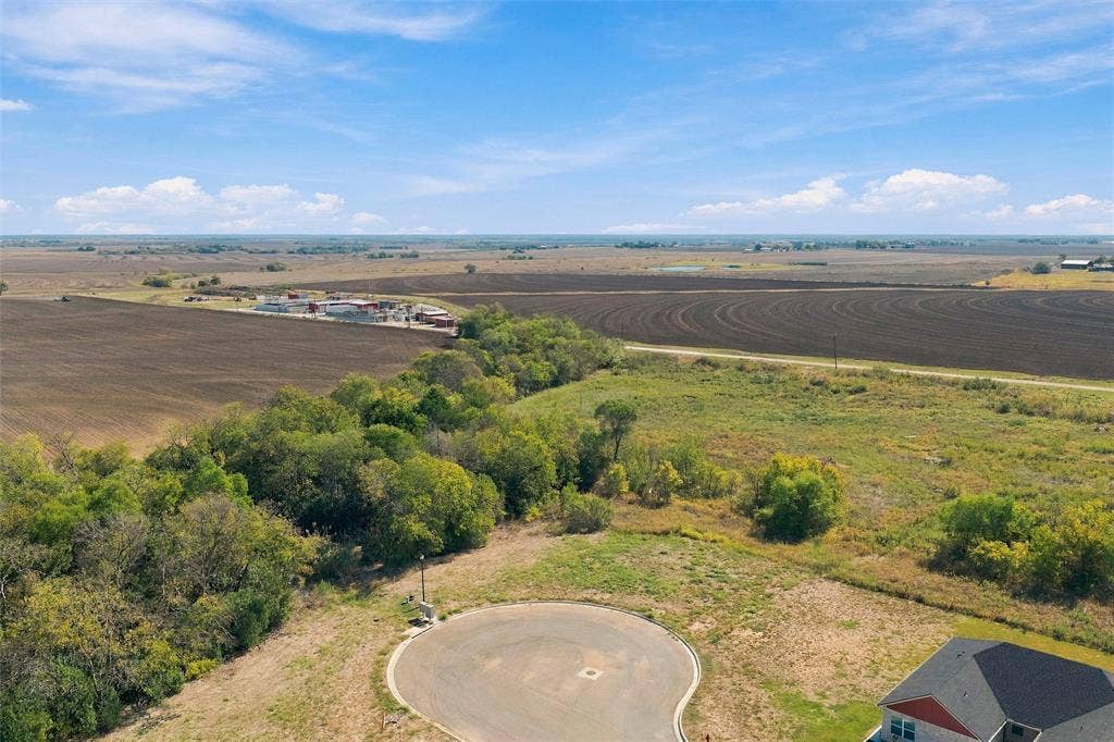 TBD 7 Vitava Drive, West, TX 76691 TBD 7 Vitava Drive, West, TX 76691