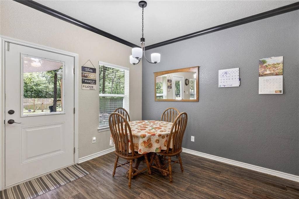 106 Paseo Patricia, Gun Barrel City, TX 75156