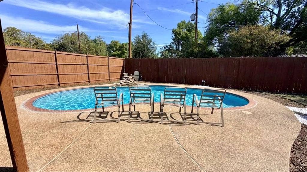 1326 TANAGER Lane, Garland, TX 75042 1326 TANAGER Lane, Garland, TX 75042