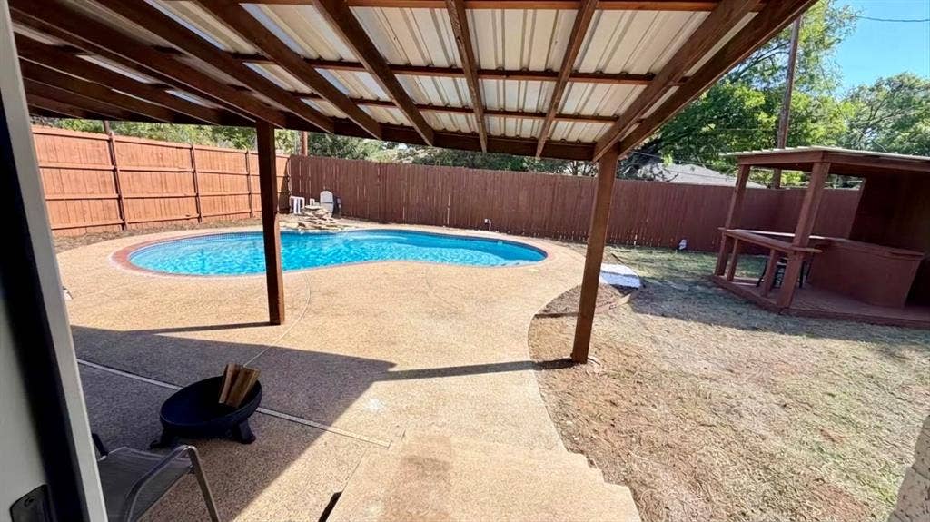 1326 TANAGER Lane, Garland, TX 75042 1326 TANAGER Lane, Garland, TX 75042