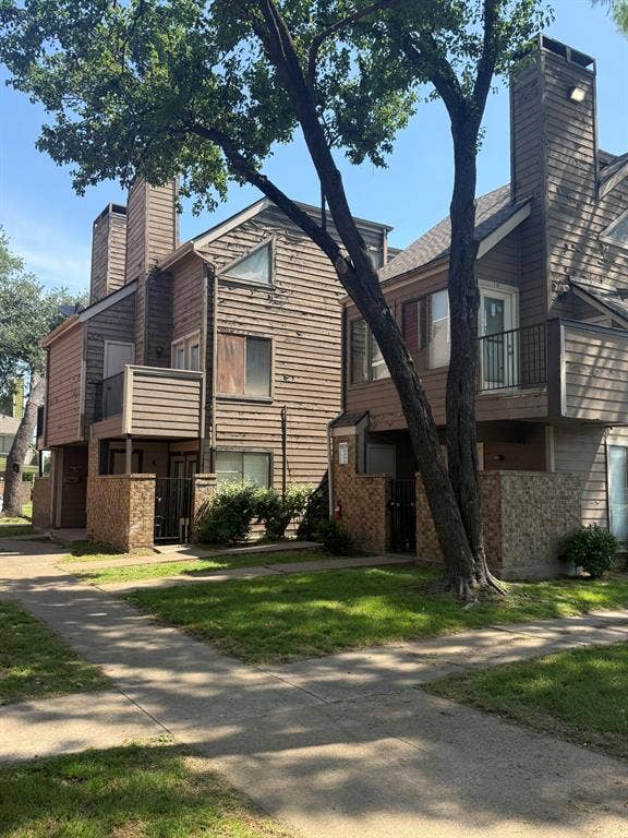 9809 Walnut Street, #301, Dallas, TX 75243