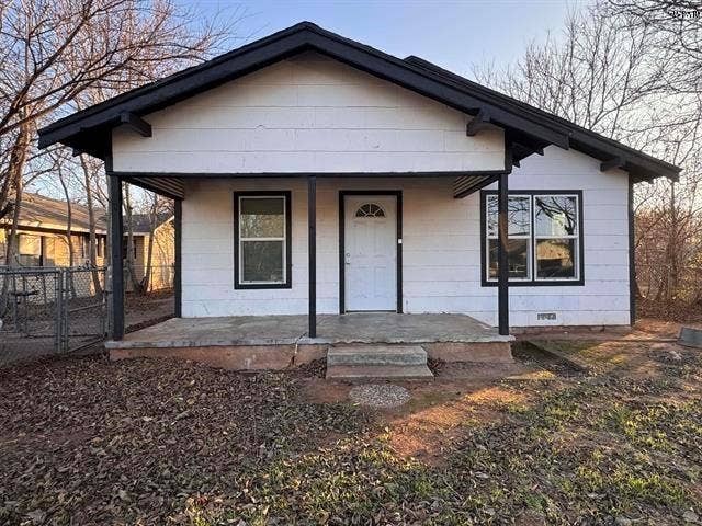 Property photo for 1417 N 7th Street, Wichita Falls, TX