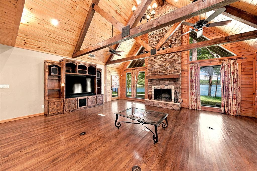 8726 Toler Pointe, Larue, TX 75770 8726 Toler Pointe, Larue, TX 75770
