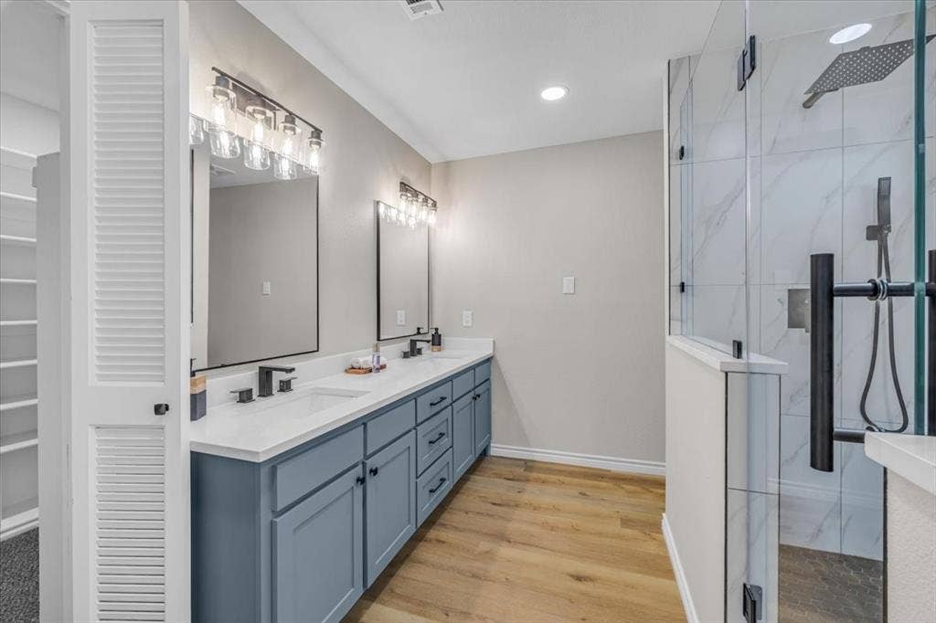 3620 Dahlia Drive, Grand Prairie, TX 75052