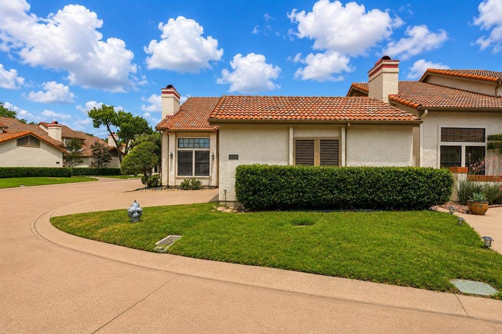 608 Fiesta Circle, Irving, TX 75063