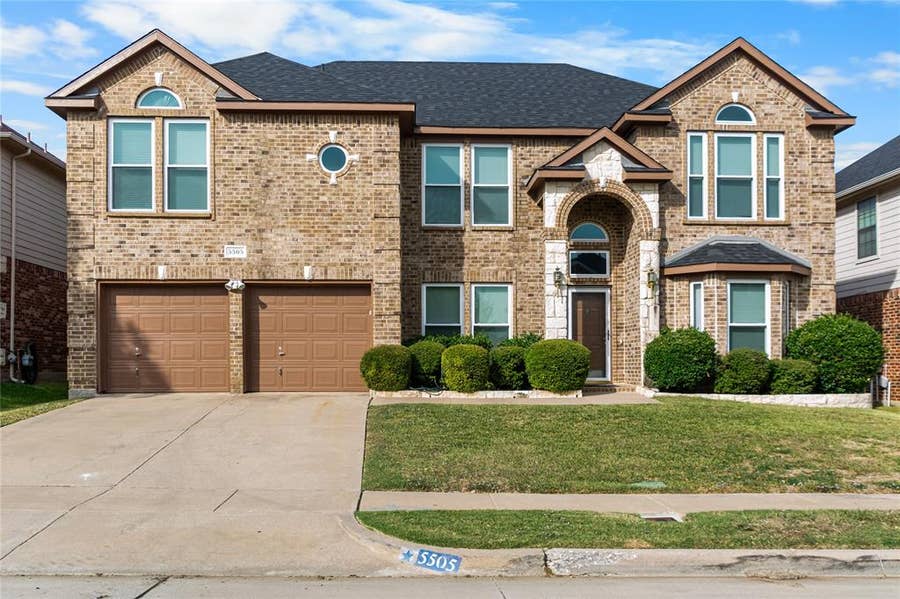 Property photo for 5505 Bandelier Trail, Fort Worth, TX