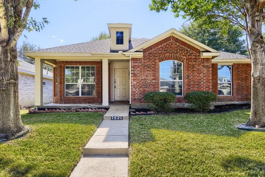 Property photo for 2830 Gospel Drive, Dallas, TX