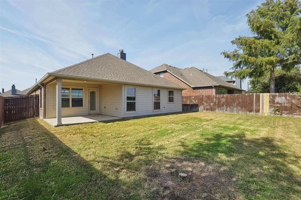 209 Sandy Creek Way, McKinney, TX 75072