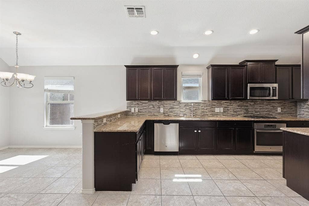 209 Sandy Creek Way, McKinney, TX 75072