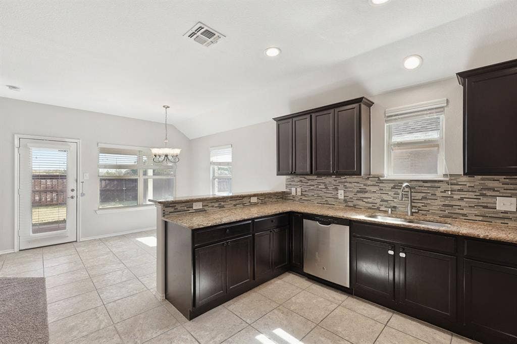 209 Sandy Creek Way, McKinney, TX 75072