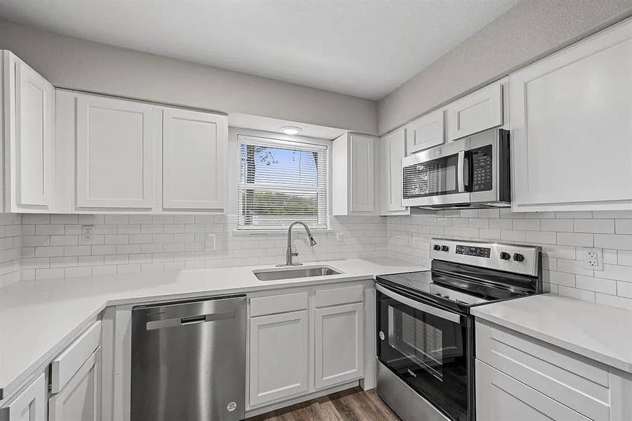 Property photo for 500 Us-75 N, #10, Van Alstyne, TX