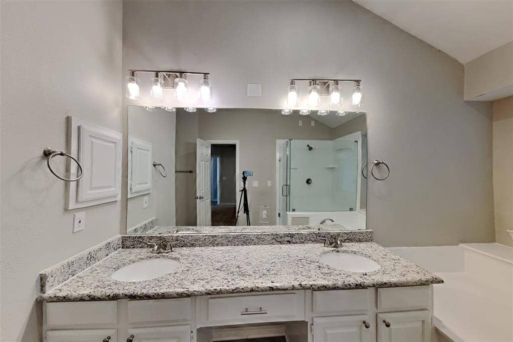 4688 Parnell Lane, Plano, TX 75024 4688 Parnell Lane, Plano, TX 75024