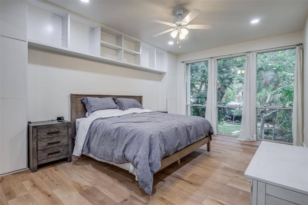 9123 Chapel Valley Road, Dallas, TX 75220