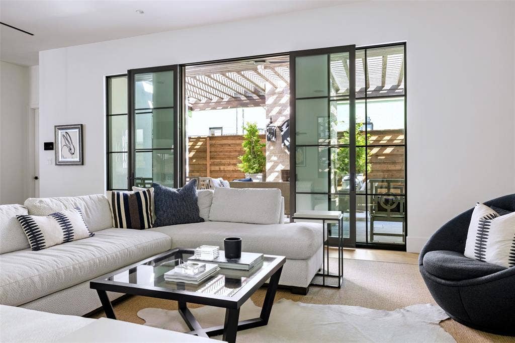 7710 Chatsworth Place, Dallas, TX 75230 7710 Chatsworth Place, Dallas, TX 75230