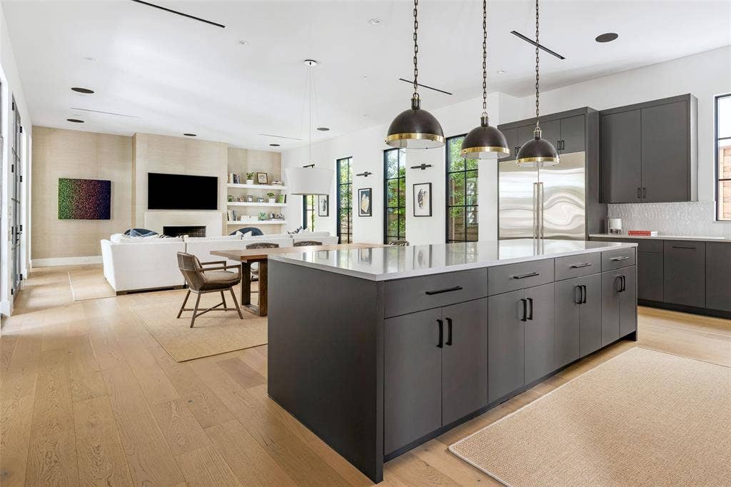 7710 Chatsworth Place, Dallas, TX 75230 7710 Chatsworth Place, Dallas, TX 75230