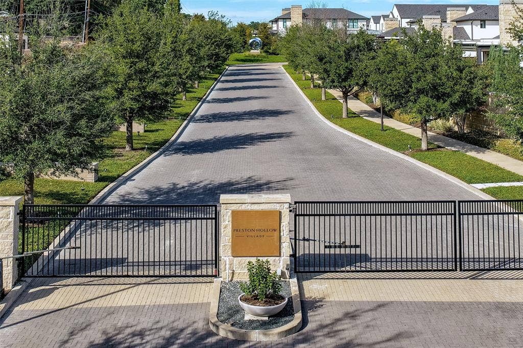 7710 Chatsworth Place, Dallas, TX 75230 7710 Chatsworth Place, Dallas, TX 75230