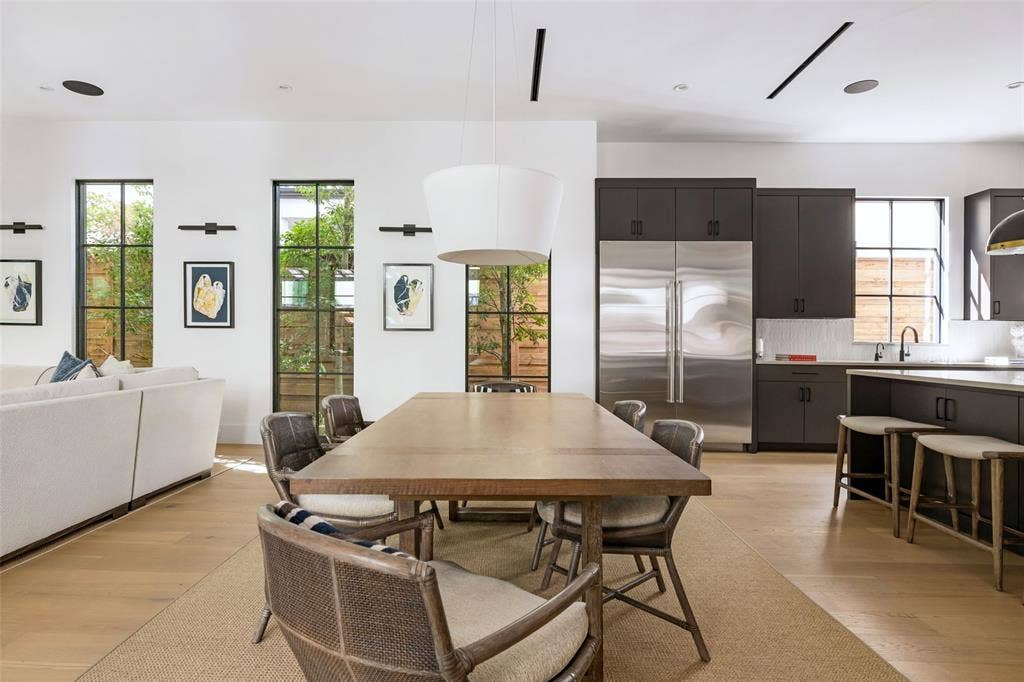 7710 Chatsworth Place, Dallas, TX 75230 7710 Chatsworth Place, Dallas, TX 75230