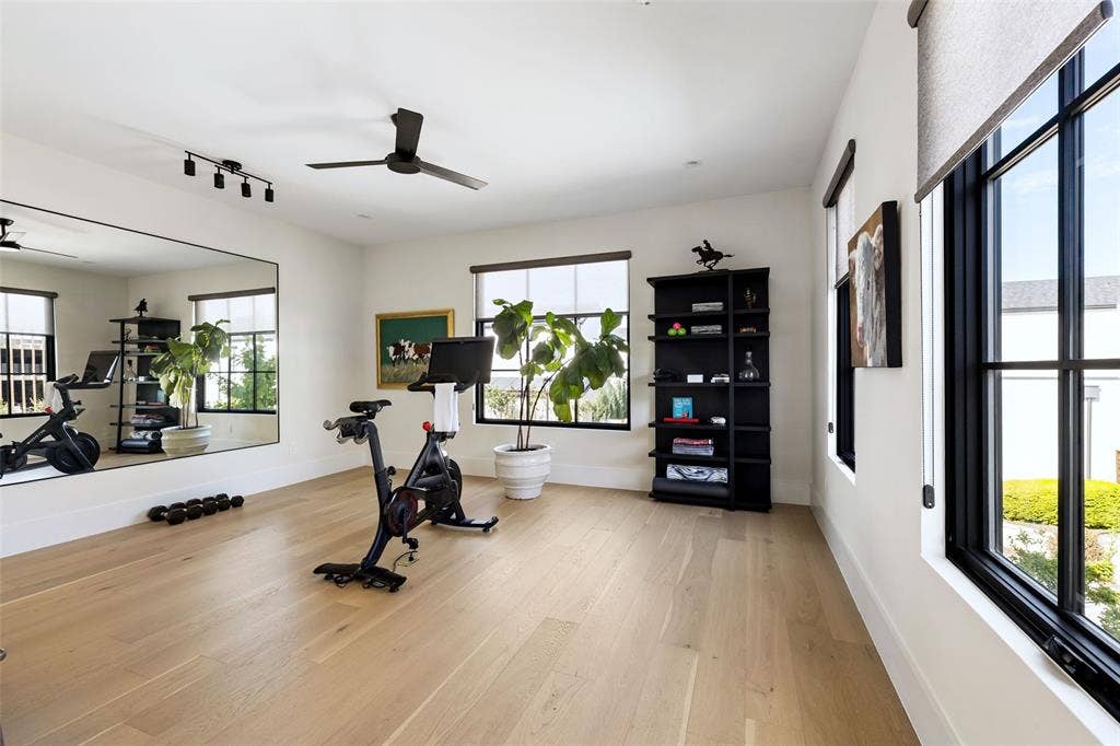 7710 Chatsworth Place, Dallas, TX 75230 7710 Chatsworth Place, Dallas, TX 75230