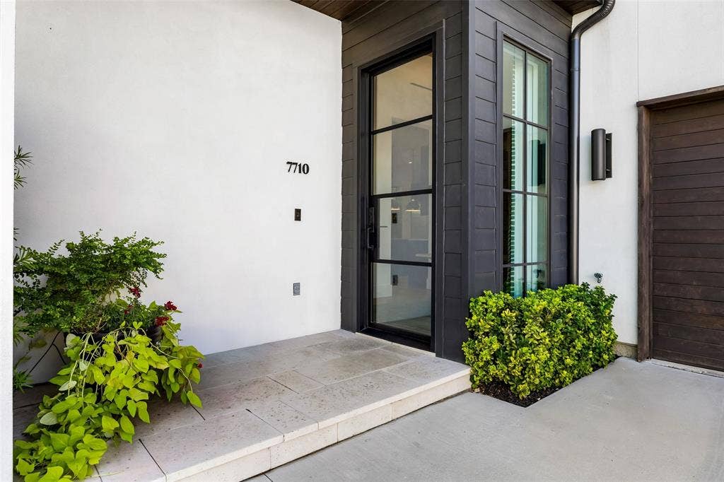 7710 Chatsworth Place, Dallas, TX 75230 7710 Chatsworth Place, Dallas, TX 75230