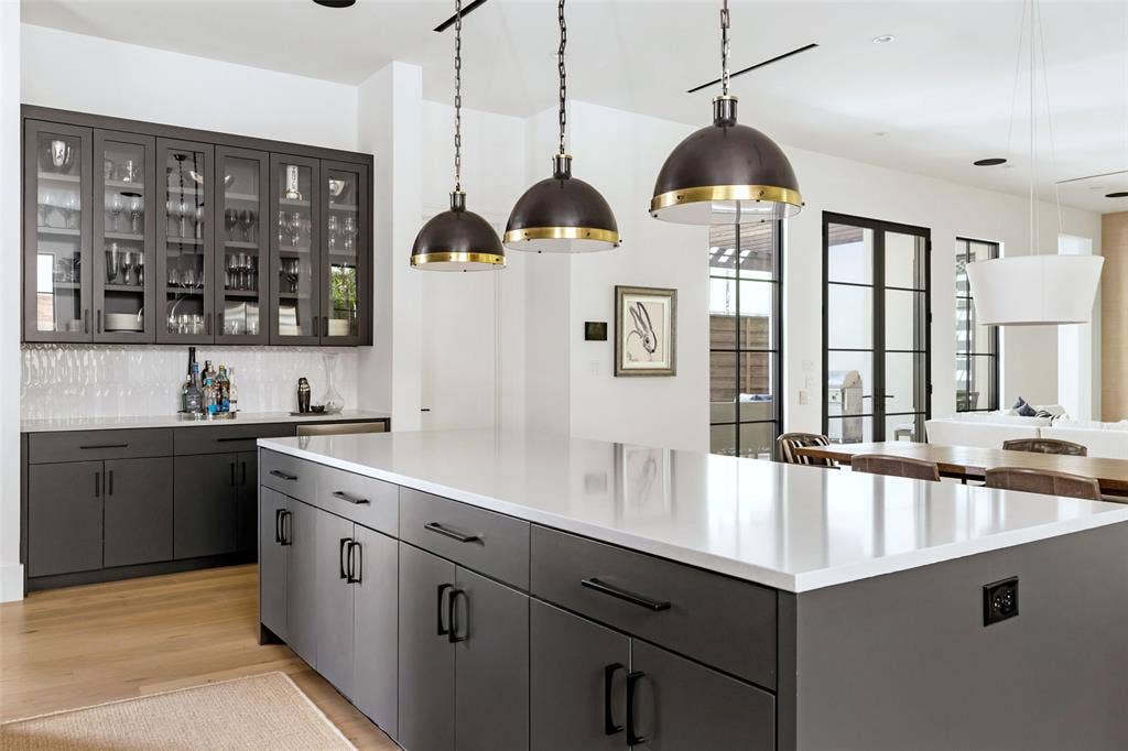 7710 Chatsworth Place, Dallas, TX 75230 7710 Chatsworth Place, Dallas, TX 75230