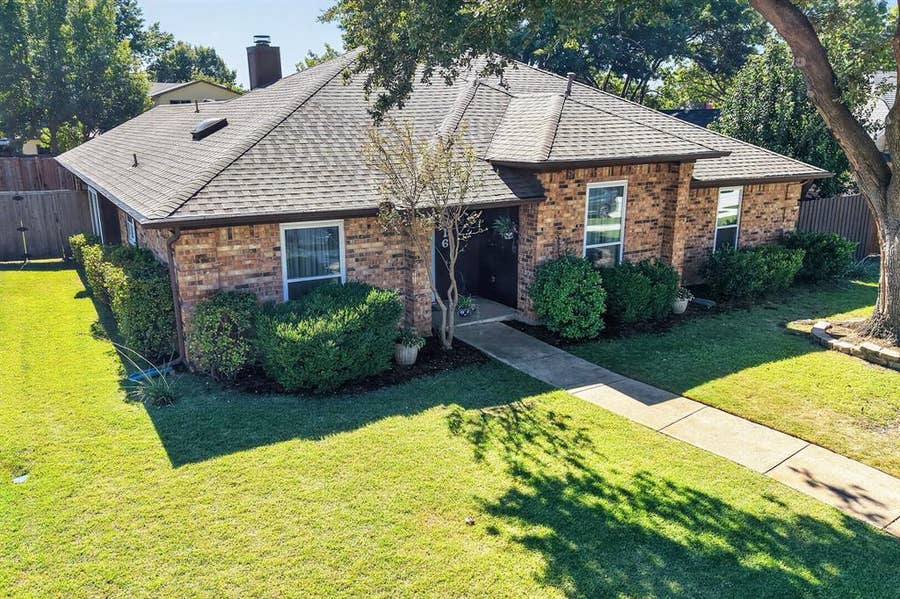 Property photo for 2016 Robin Hill Lane, Carrollton, TX