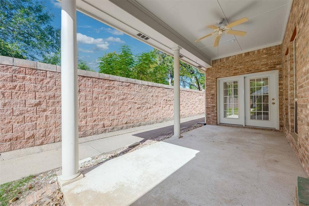 2417 Homestead Lane, Tyler, TX 75701