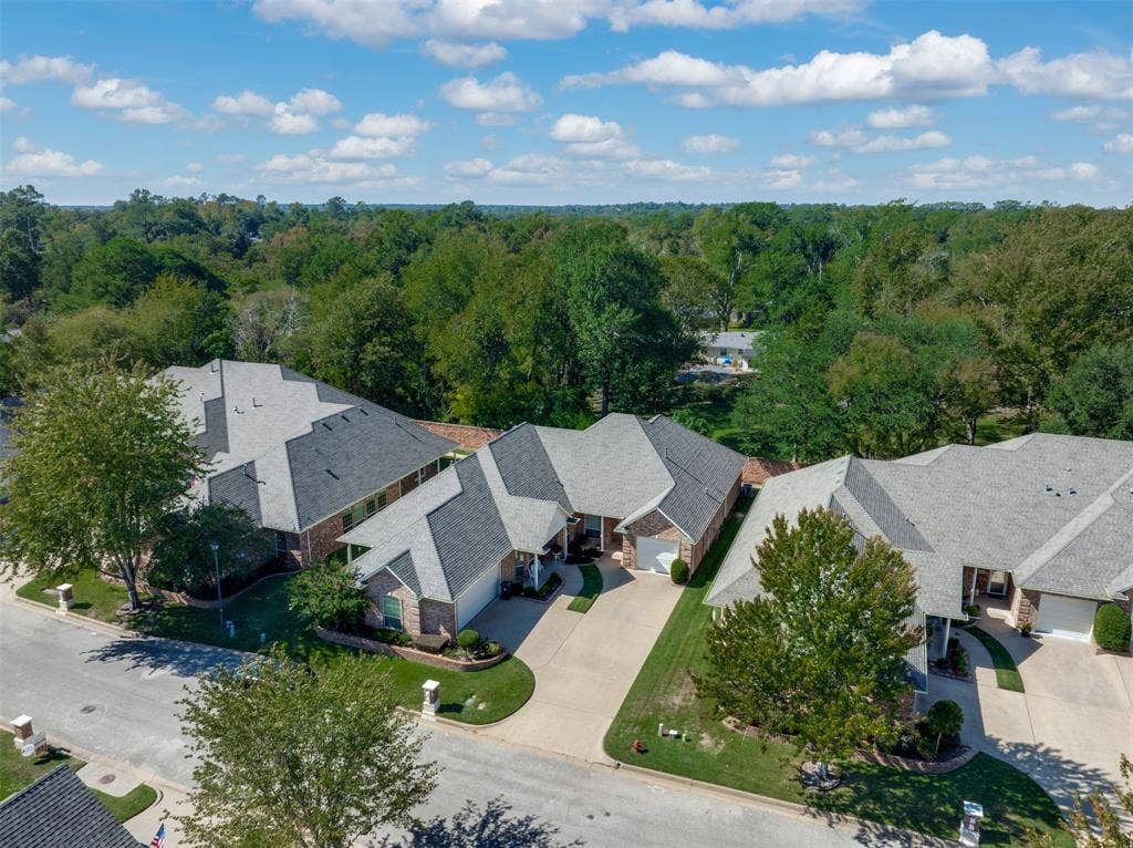 2417 Homestead Lane, Tyler, TX 75701
