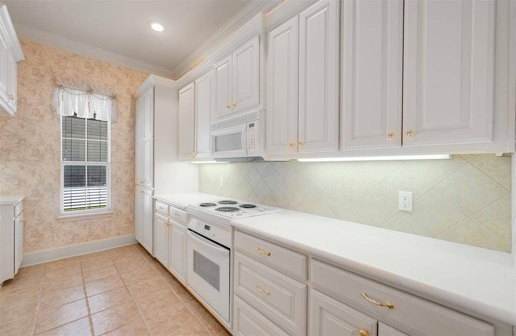 2417 Homestead Lane, Tyler, TX 75701