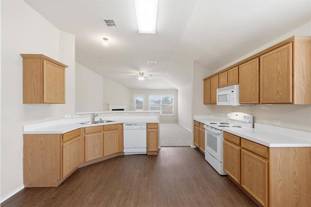 420 Dartmoor Drive, Celina, TX 75009