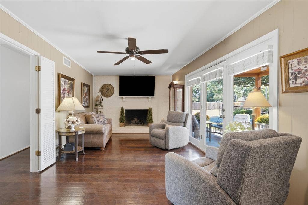 601 Winchester Drive, Richardson, TX 75080 601 Winchester Drive, Richardson, TX 75080